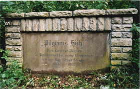 Denkmal  Pilgrims Hh - 1996 vom HVB gesubert