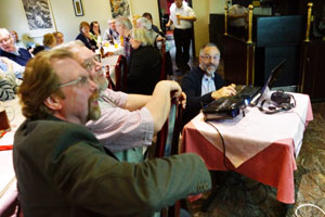 Karl am PC und Beamer