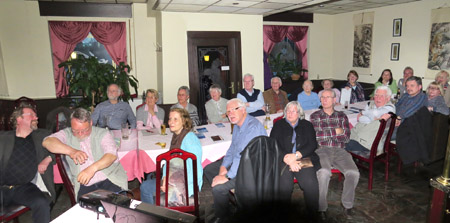 interessierte Zuschauer - klick f�r gro�es Bild