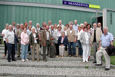Gruppenfoto mit Neo